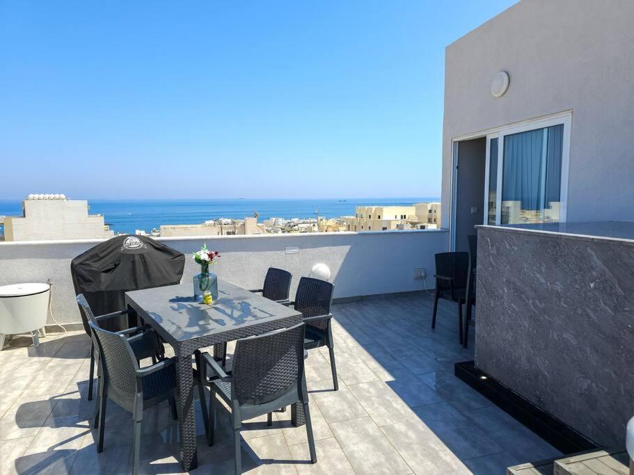 Marsaskala Sea View Duplex Penthouse - Mive Properties מראה חיצוני תמונה
